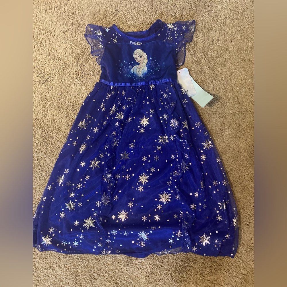 Elsa Girls’ nightgown dress